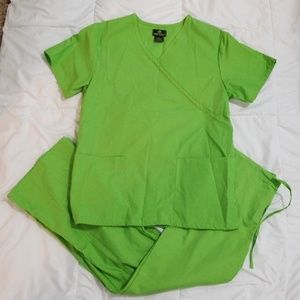Natural Uniforms Lime Green Scrub Set Sz S